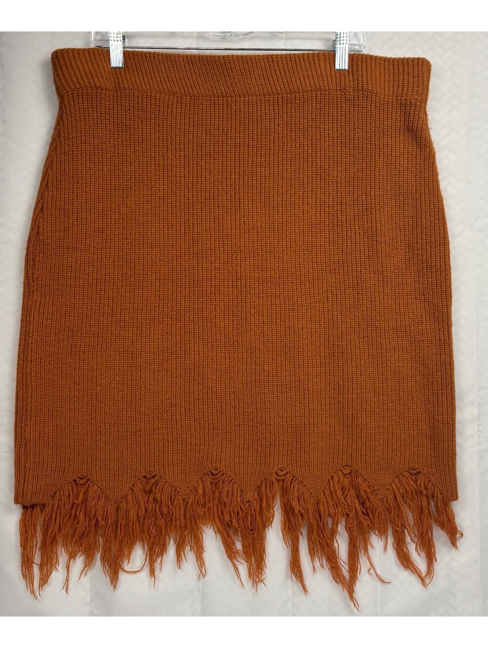 Cato XL Knit Fringe Hem Skirt in Rust Orange